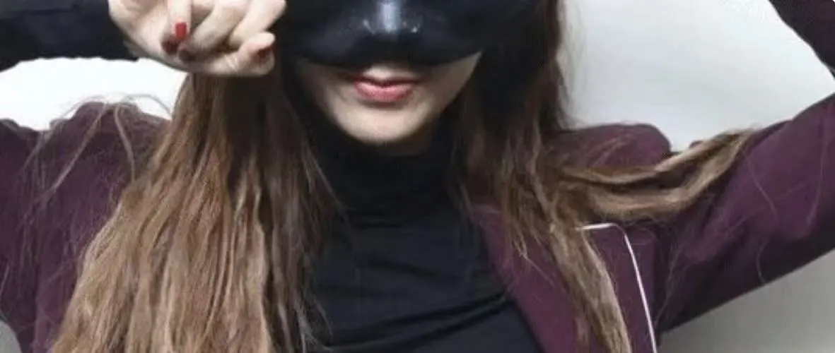她居然悄悄带我入圈，探索BDSM的魅力与禁忌 一